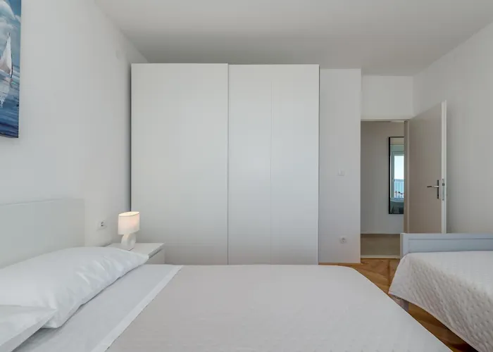 Brand New - Blatine Apartment