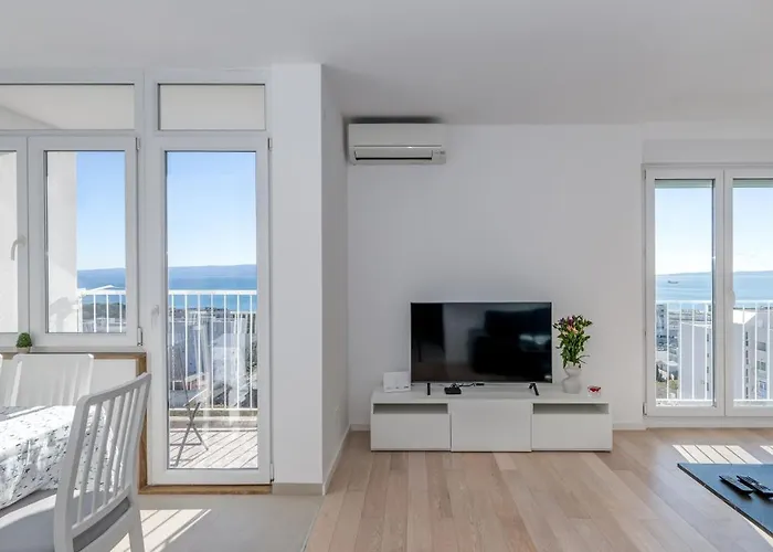 Brand New - Blatine Apartment